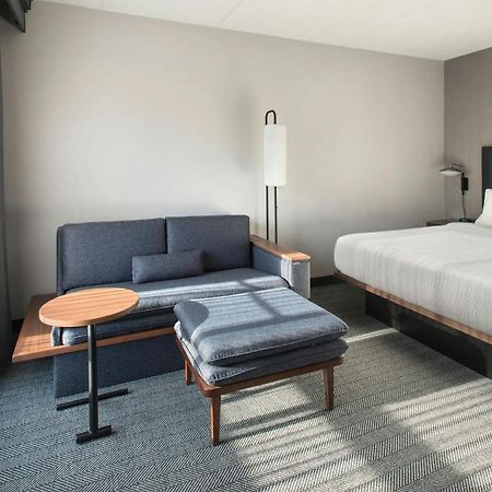 Courtyard By Marriott Rye Hotell Eksteriør bilde