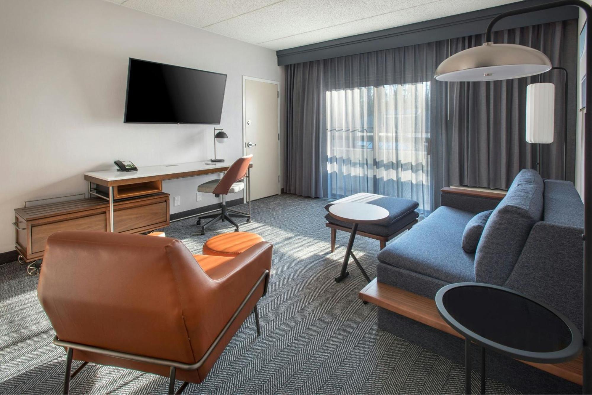Courtyard By Marriott Rye Hotell Eksteriør bilde