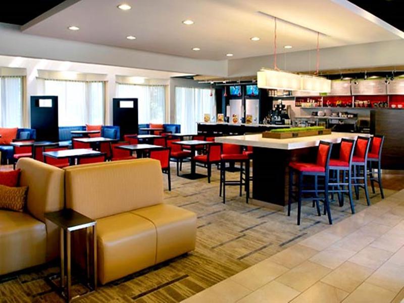 Courtyard By Marriott Rye Hotell Eksteriør bilde