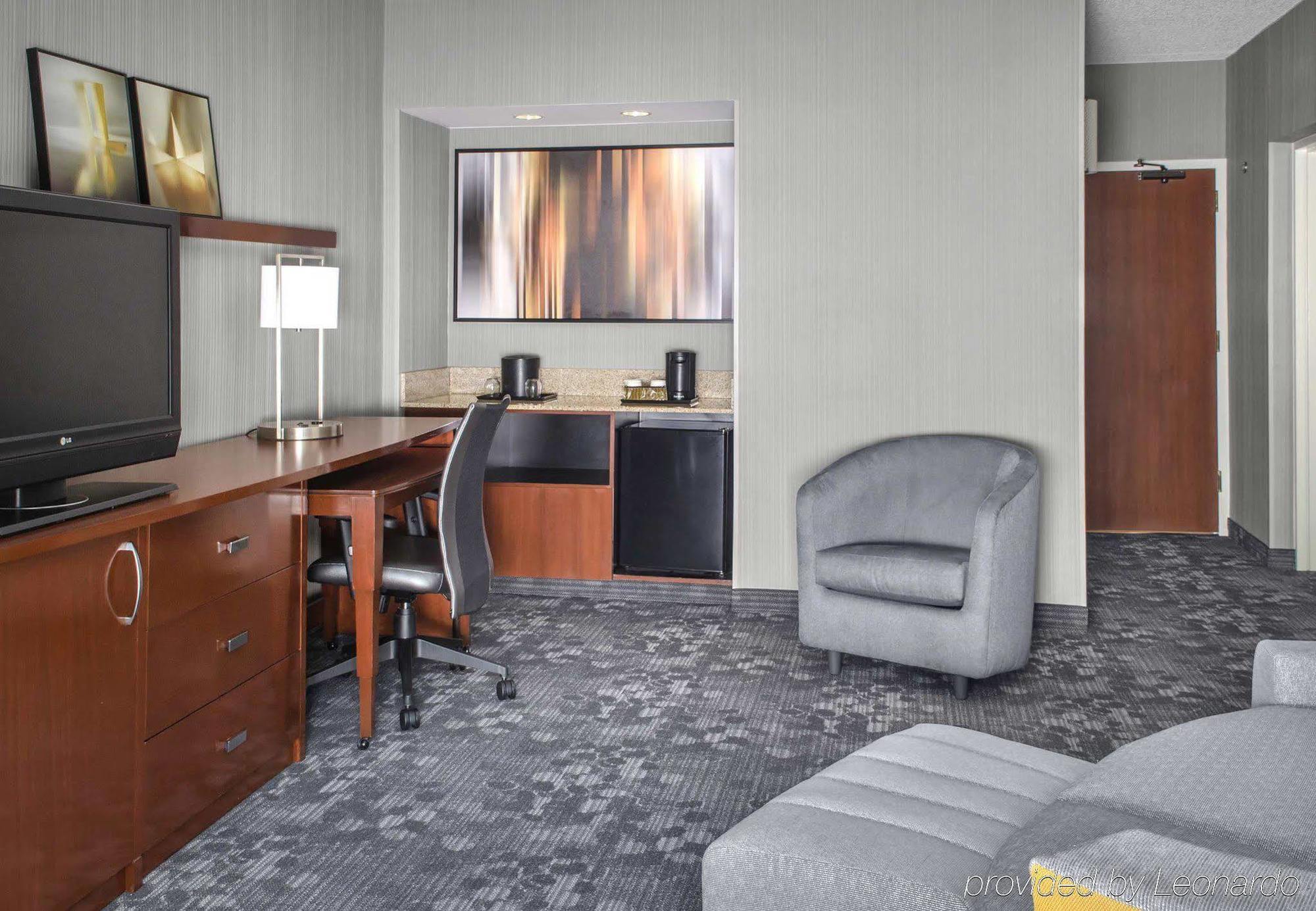 Courtyard By Marriott Rye Hotell Eksteriør bilde