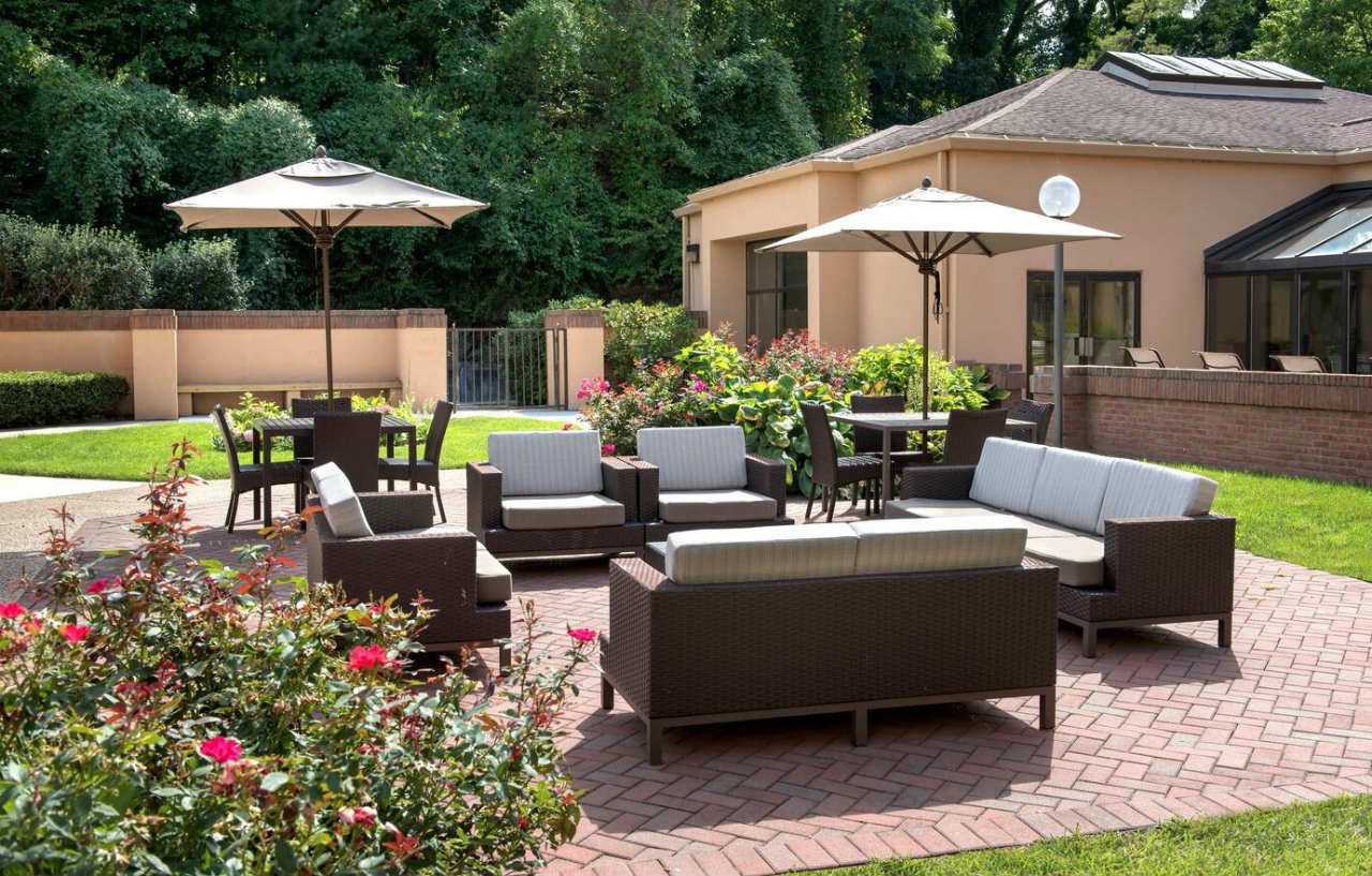 Courtyard By Marriott Rye Hotell Eksteriør bilde